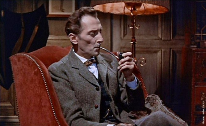 Pipe-used-by-Peter-Cushing-as-Sherlock-Holmes