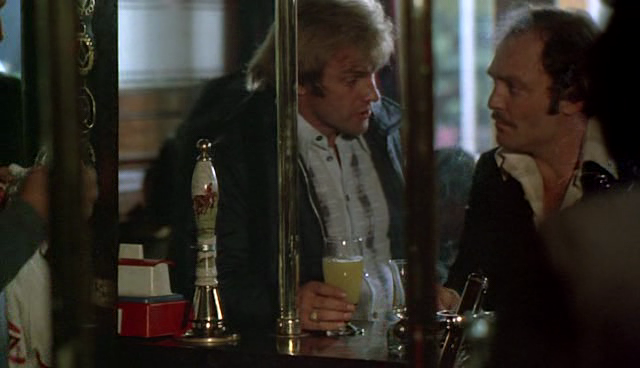Freddy Starr + Stacy Keach - The Squeeze (1977) pub